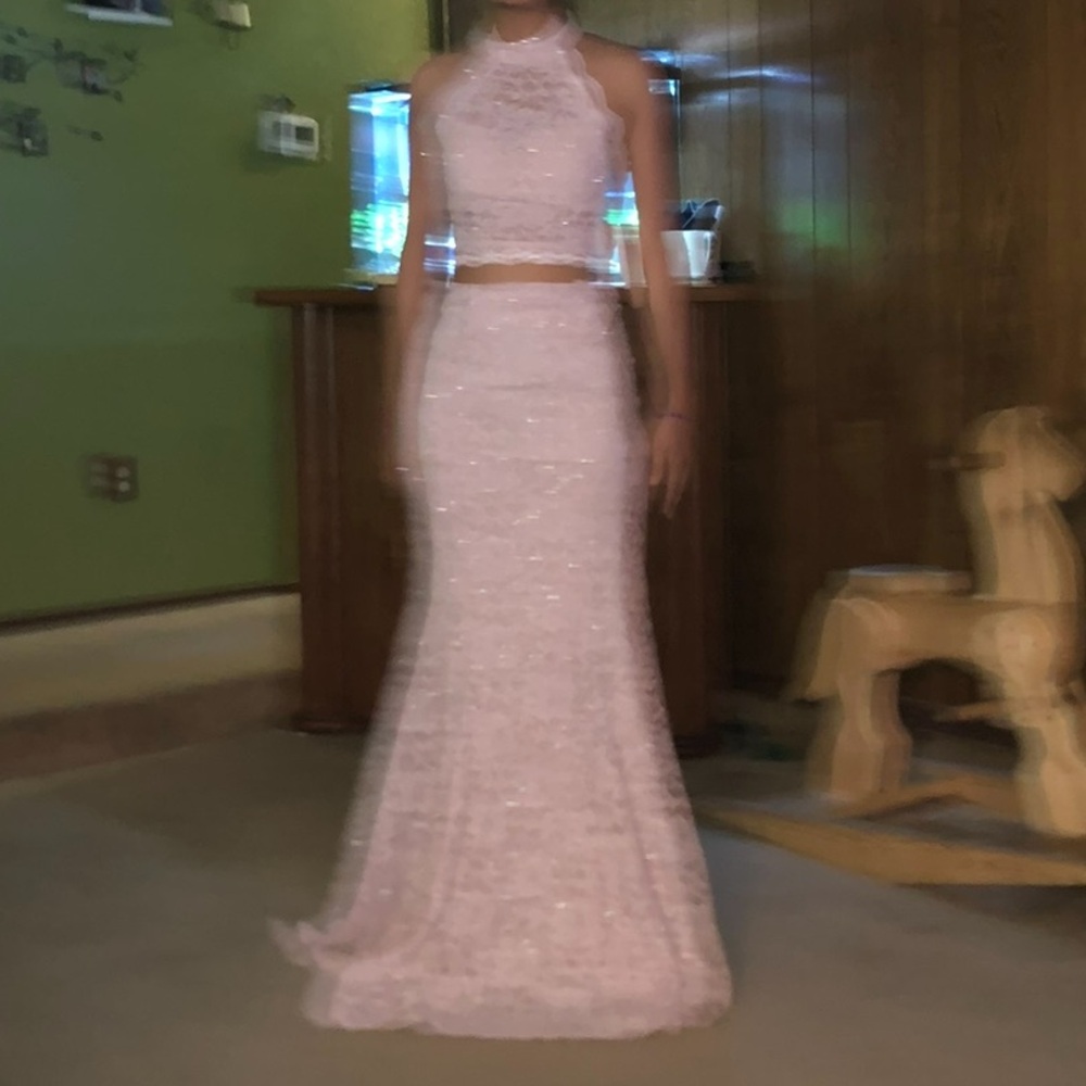 Dress - Picture 2 of 6